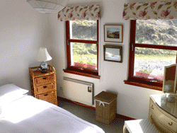 downstairs en-suite double, Longfield